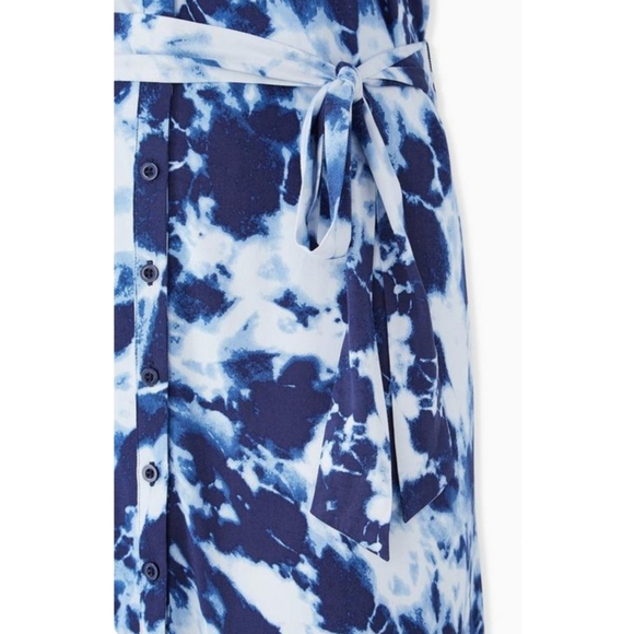 torrid | Mini Challis Button-Front Shirt Dress - Picture 3 of 7